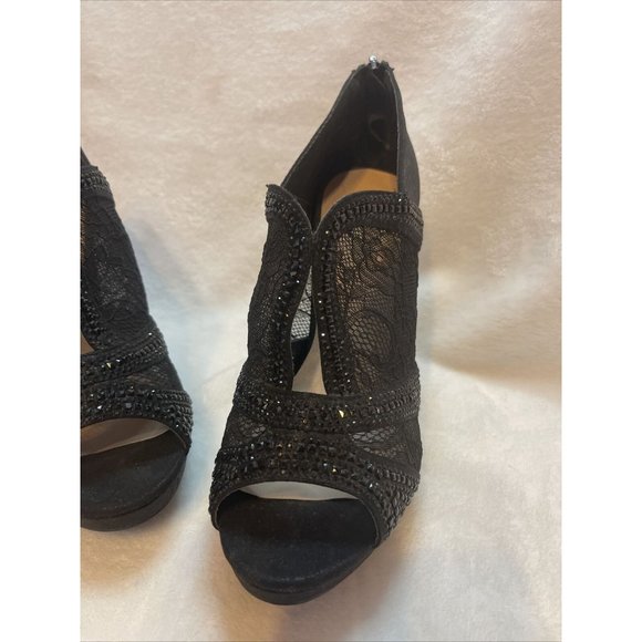 L Lorraine Black Lace Embellished Evening Wear Women’s Heels Sz 8.5 EUC - Picture 3 of 12